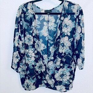 Metaphor sheer blouse size XL
